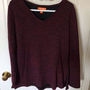 Long v-neck sweater